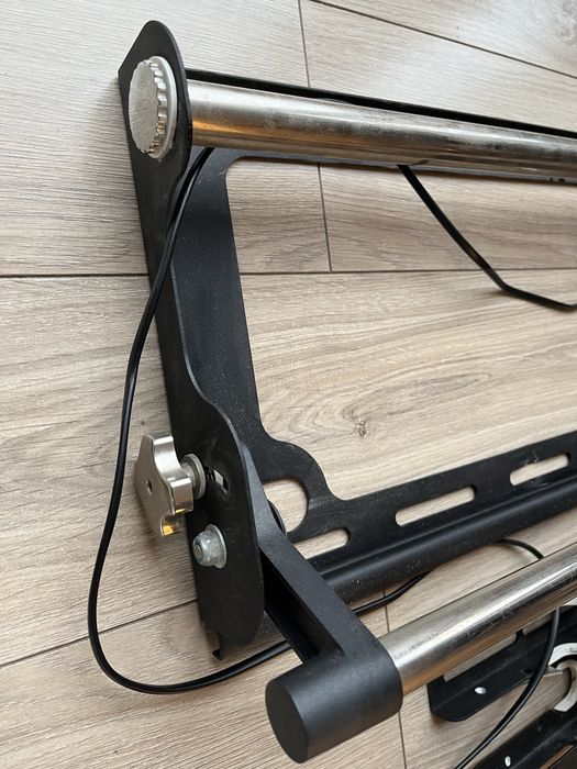 Uchwyt ścienny TV regulowany bardzo stabilny