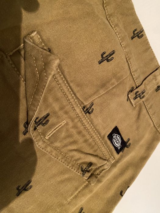 3 Calções: Dickies e Krew