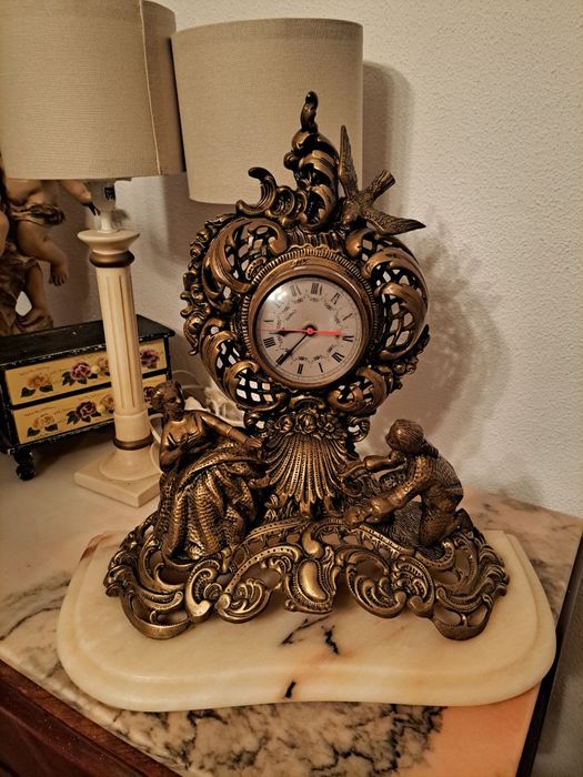 Vintage Relógio de mesa francês Estilo Rococó