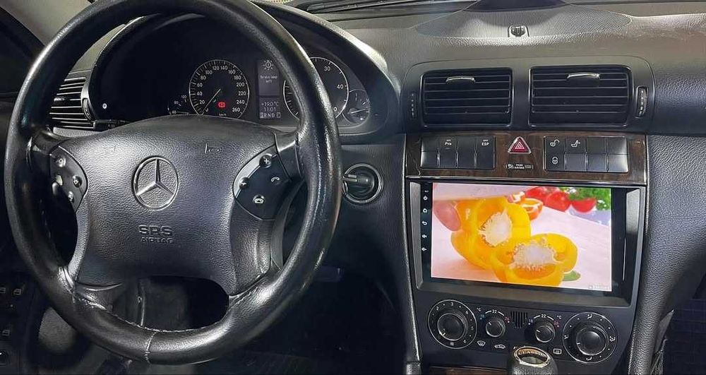 (NOVO) Rádio 2DIN 9" [4+64GB] • Mercedes Classe C (C200) • Android W203 CLC