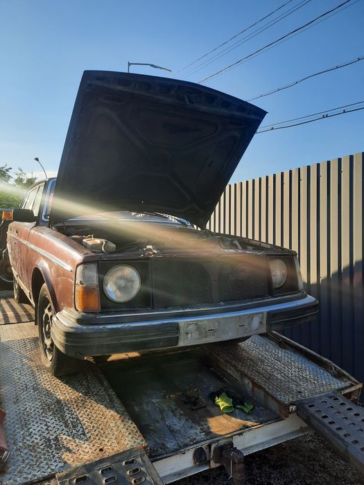 Volvo 244 1974 год