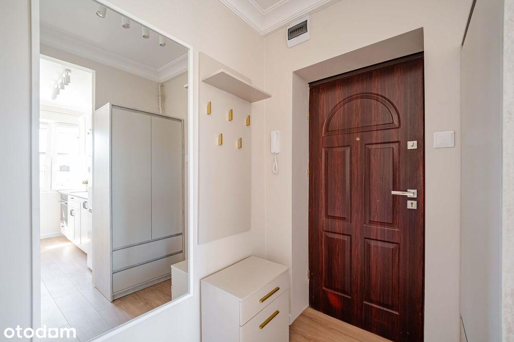 3 pok. balkon, umeblowane 43 m2, po remoncie,