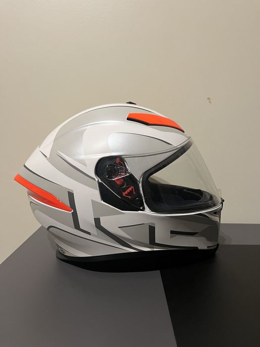 Capacete de motae agv