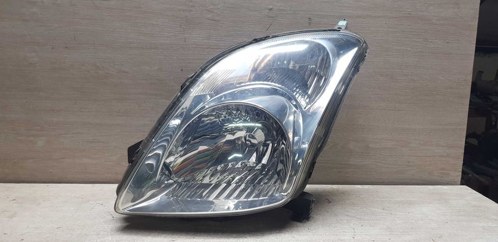 Фара Suzuki Swift 4 2005-2010p. Європа