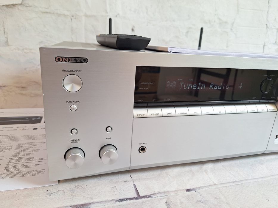 7.2 Onkyo TX-NR575 4k60p Dolby Atmos Vsion HDR BT Wi-Fi