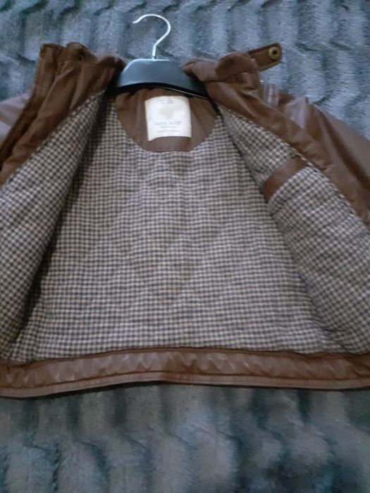 Casaca castanha zara boys 5 anos