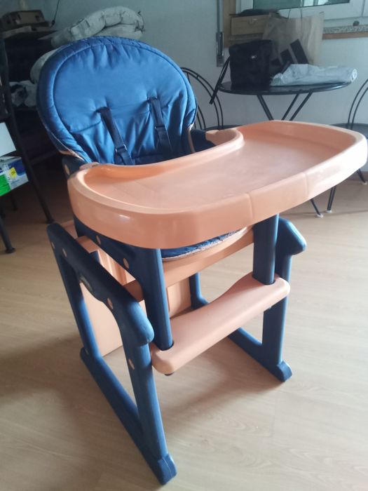 Jane Cadeira alta de criança convertível em cadeira e mesa pequena