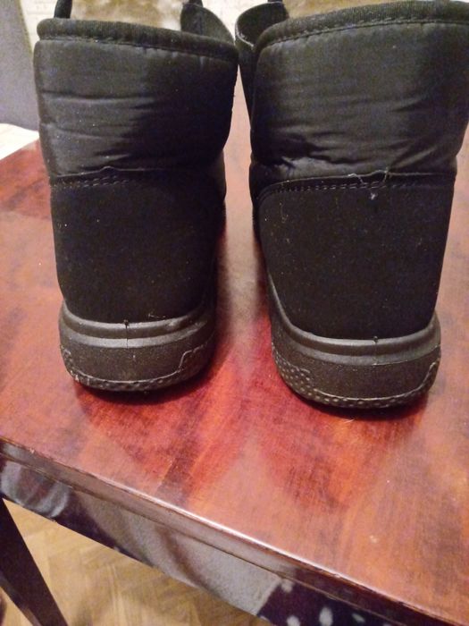 Продам дутики - полусапожки.