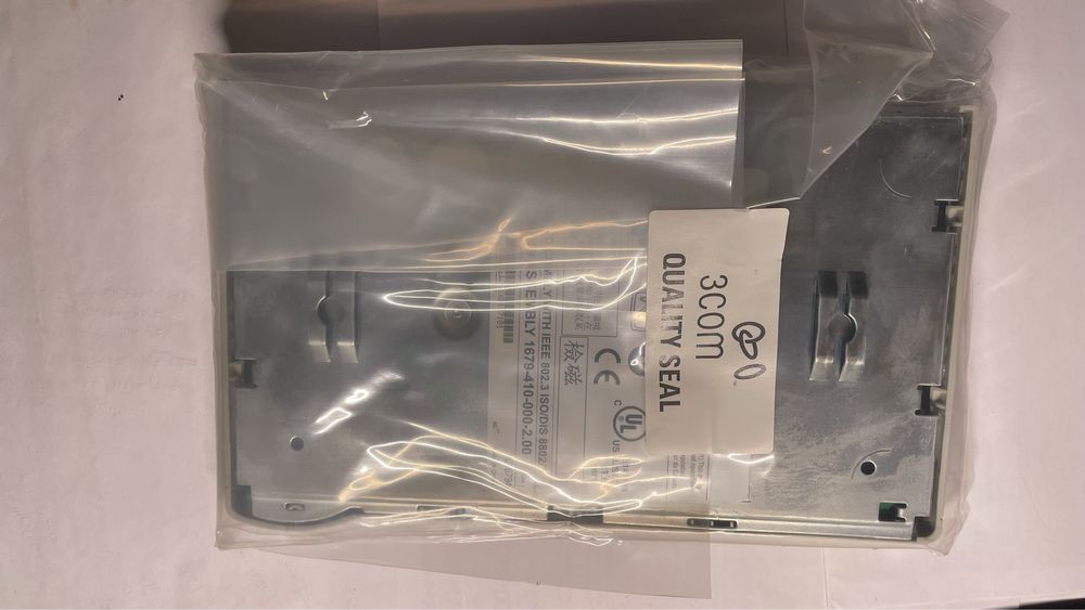 3Com OfficeConnect 8-Port Switch64751806619265122