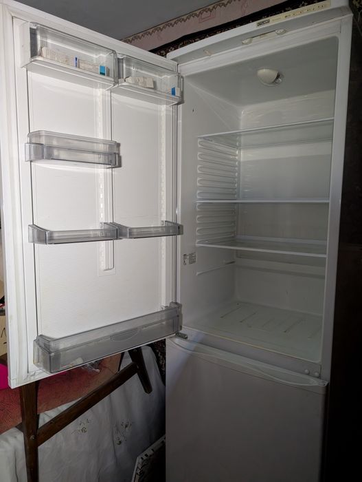 Терміново продам холодильник, атлант