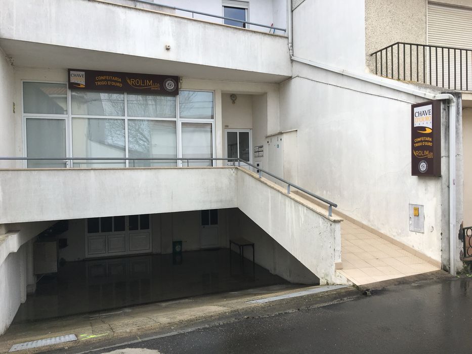 Pastelaria Padaria Granja do Ulmeiro - vendo arrendo