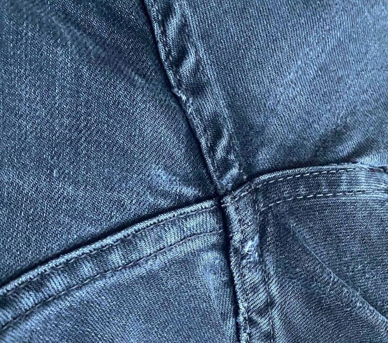 ZARA W34(32) L34(32)  джинси сірі