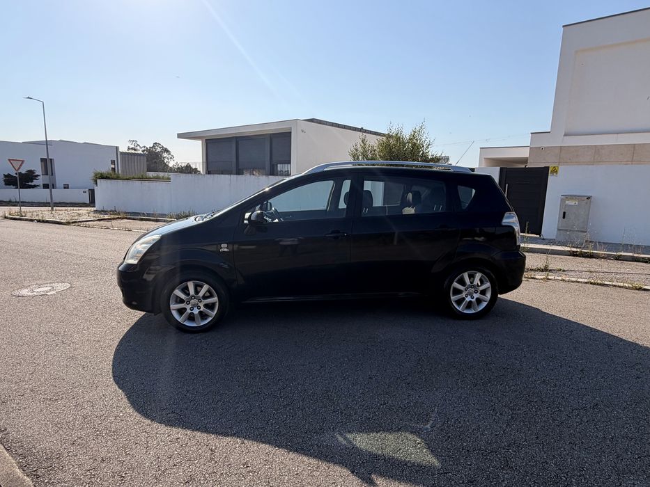 Toyota Corolla Verso D4D - 7 lugares
