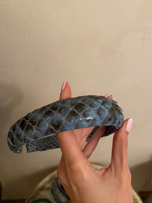 Роскошные дизайнерские обручи для волос из кожи питона