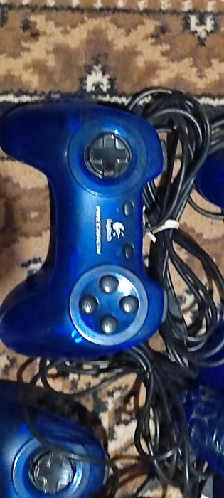 Геймпад Logitech Precision