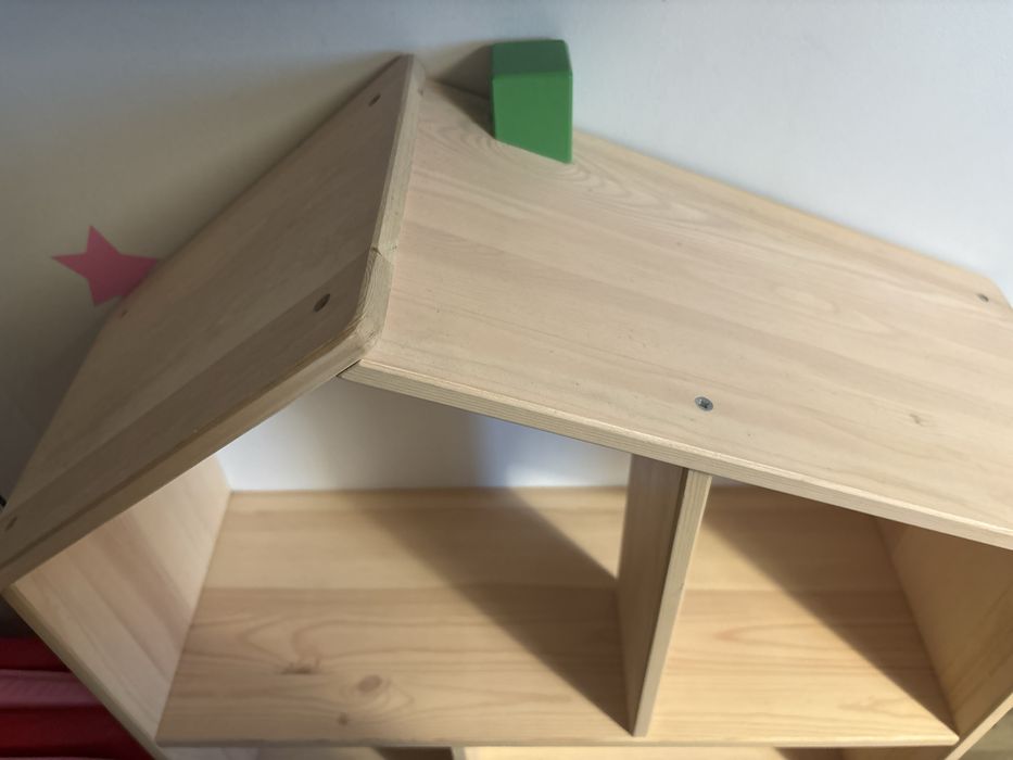 Domek dla lalek / półka ikea flisat
