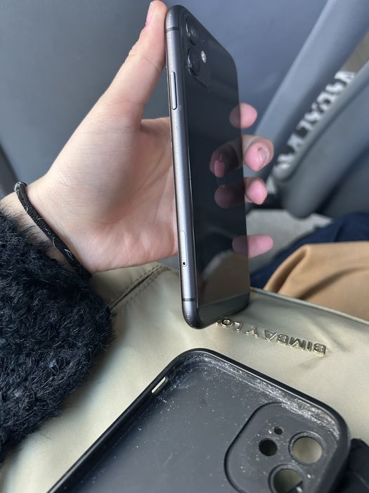 iPhone 11, no physical damage64550623265794122