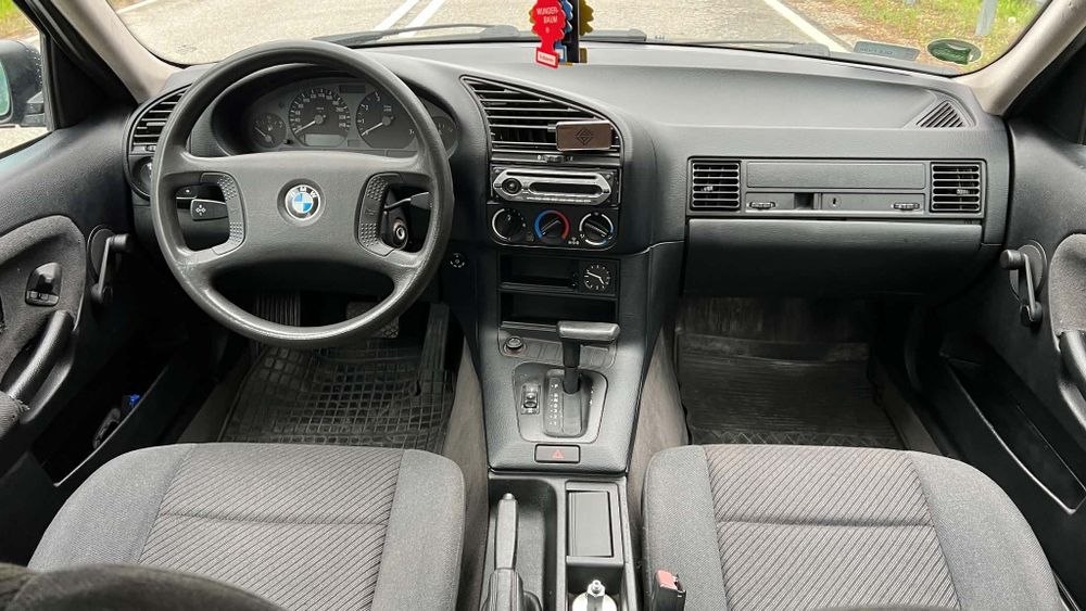 BMW E36 automat 1.8 B+G