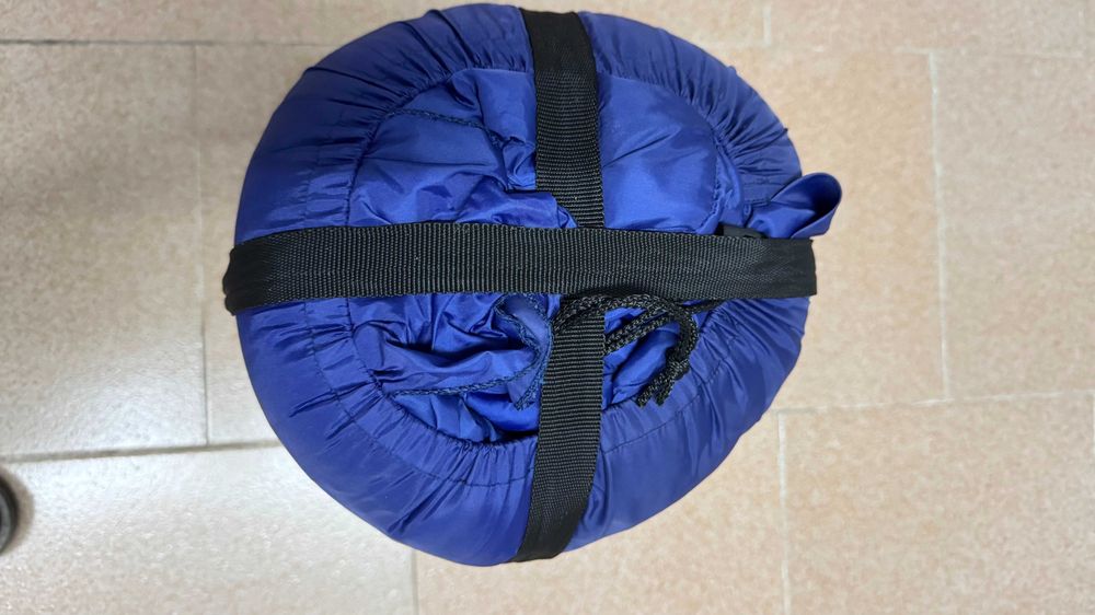 4 sacos cama  de campismo Altus como novos