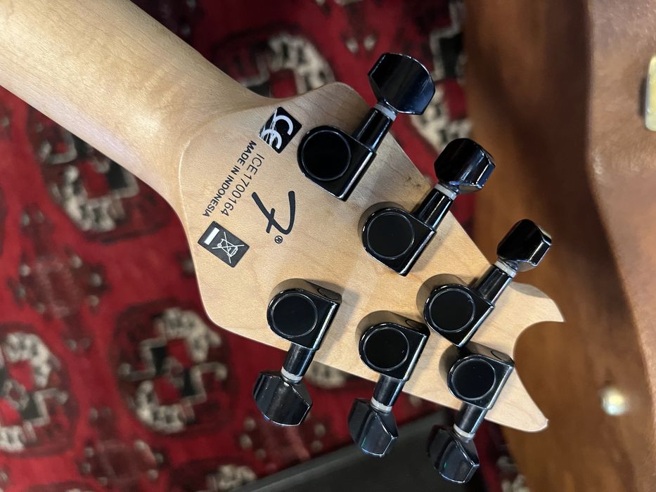 EVH Wolfgang Standard - Ferrari Red