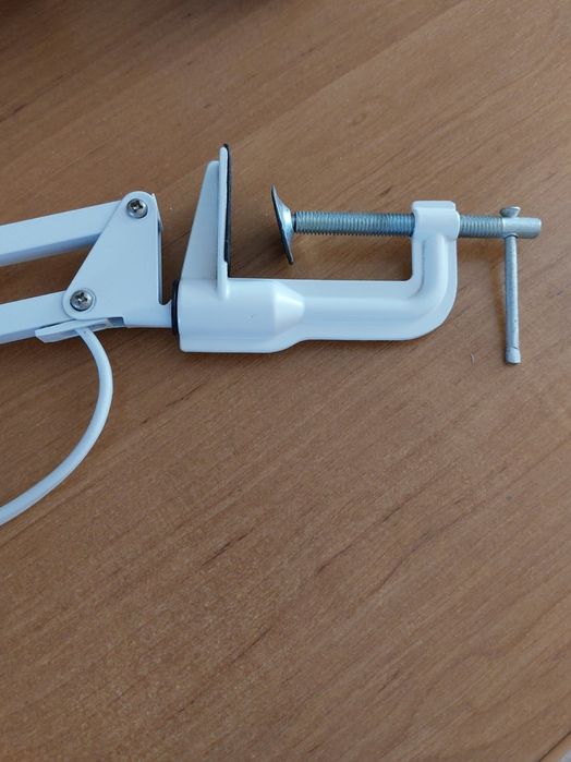 Світильник настільний DELUX TF-06 E27