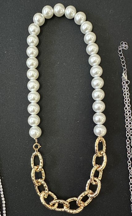 Colar Pérolas / Corrente Dourada Novo