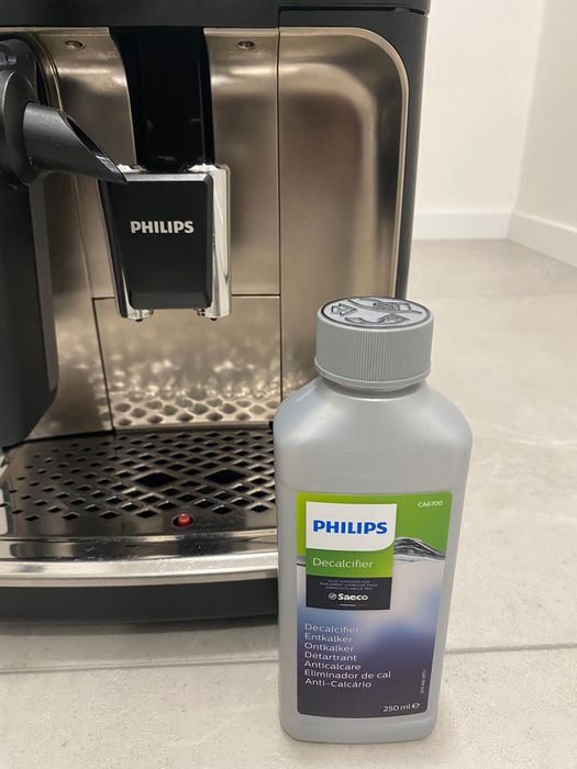 Кавоварка Philips EP5547 LatteGo