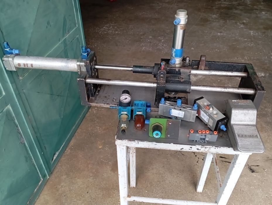 Cilindros Pneumáticos