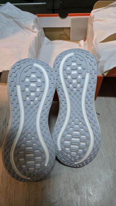 Buty nike vomero plus 43