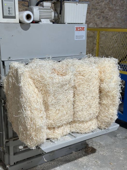 Дерев'яна стружка, деревʼяний наповнювач, пакування подарунків