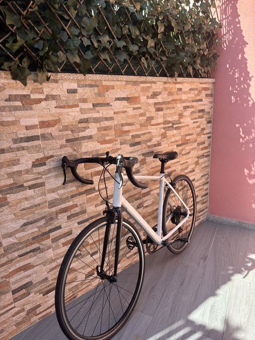 Bicicleta de Estrada / Urbana – Branca, Restaurada (7 Vel)