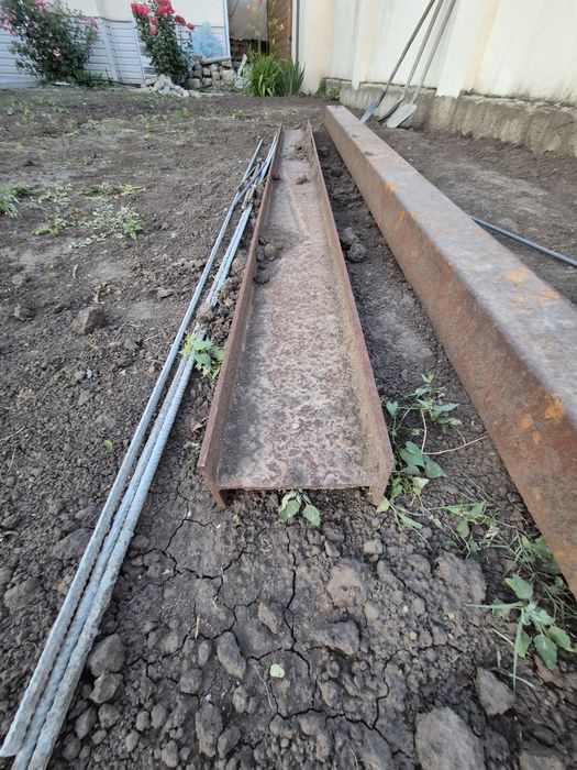 Продам двутавр,  балку