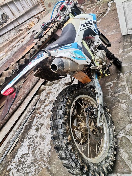 Продам строчно BSE 250