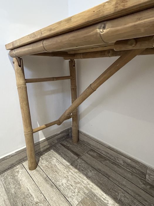 Consola de entrada bambu