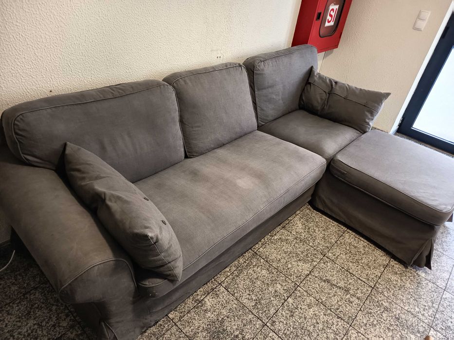 Sofá confortável (Oportunidade)