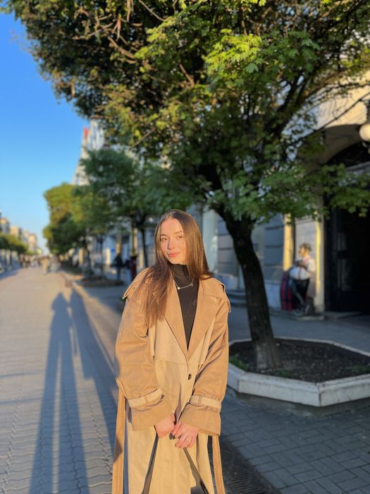 Тренч українського бренду romashka