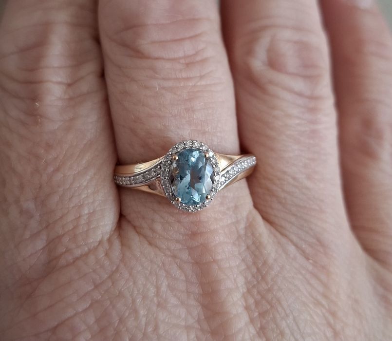 NOWY piękny złoty pierścionek z Akwamarynem i diamentami