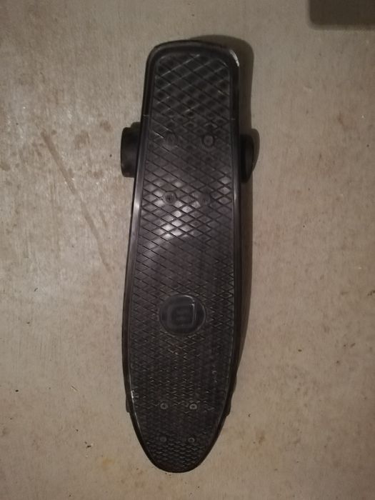 Deskorolka Fiszka czarna super stan, idealne tracki.