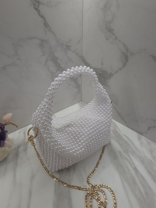 Сумка багет з намистин / бусин біла з підкладкою
