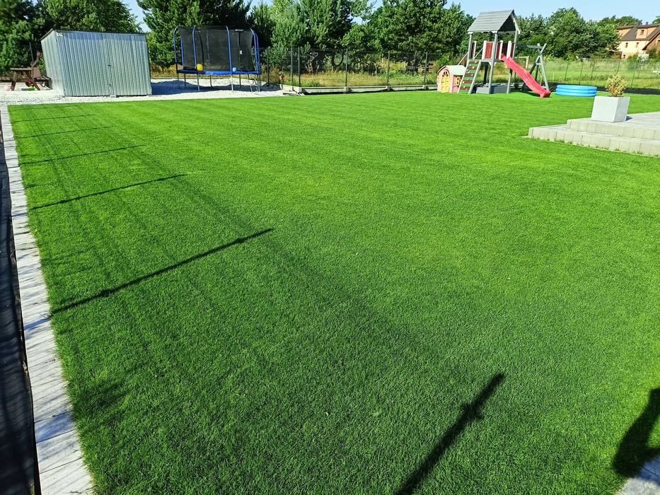 Zakładanie trawników, maszynowe sianie trawy, automatyczne nawadnianie