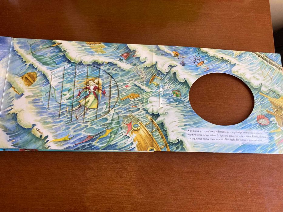 Janela Mágica Contos de Sereias - A Pequena Sereia e A Concha Mágica