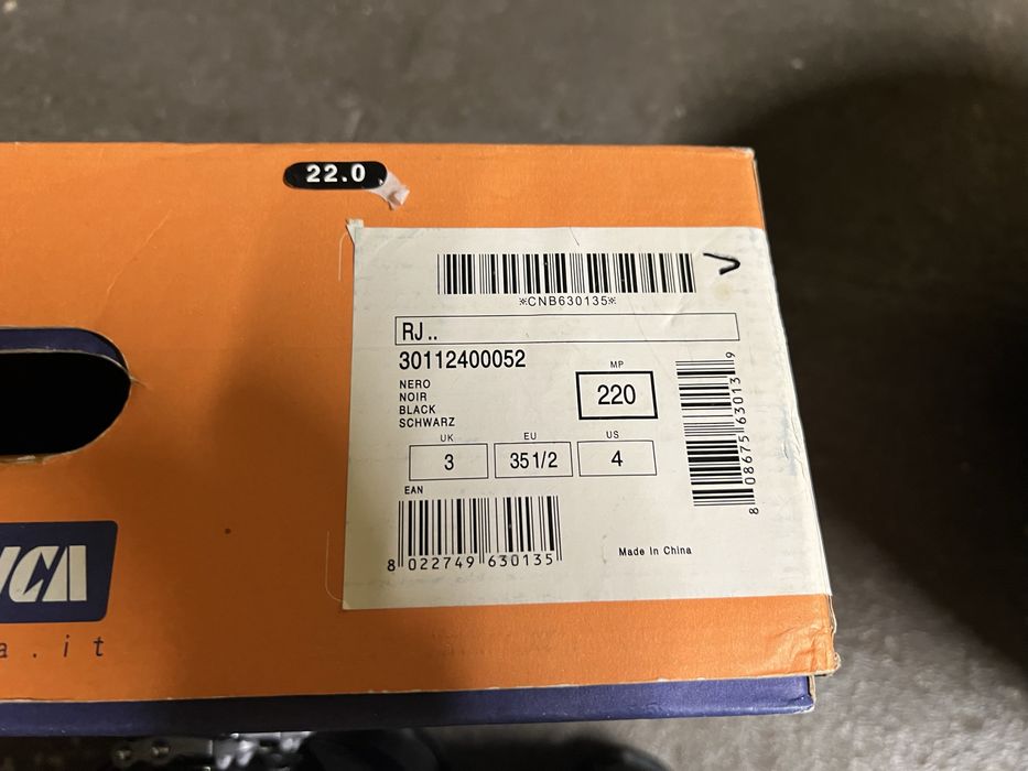 Buty narciarskie dziecięce Tecnica rozmiar 22 skorupa 265 mm