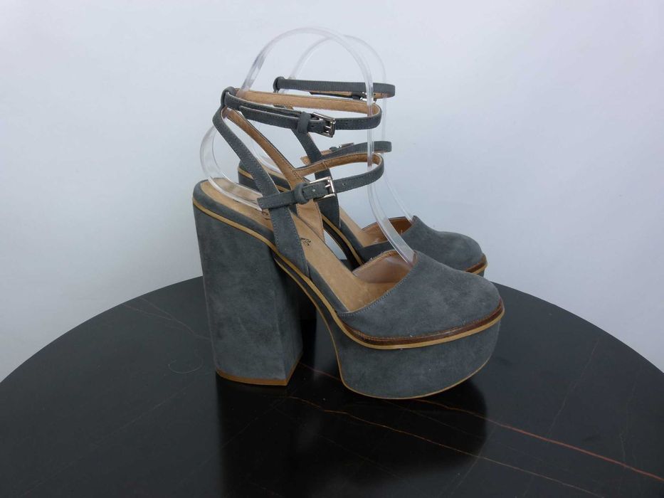 Free People skórzane sandały na słupku skóra zamszowa 37 - 23,5 cm