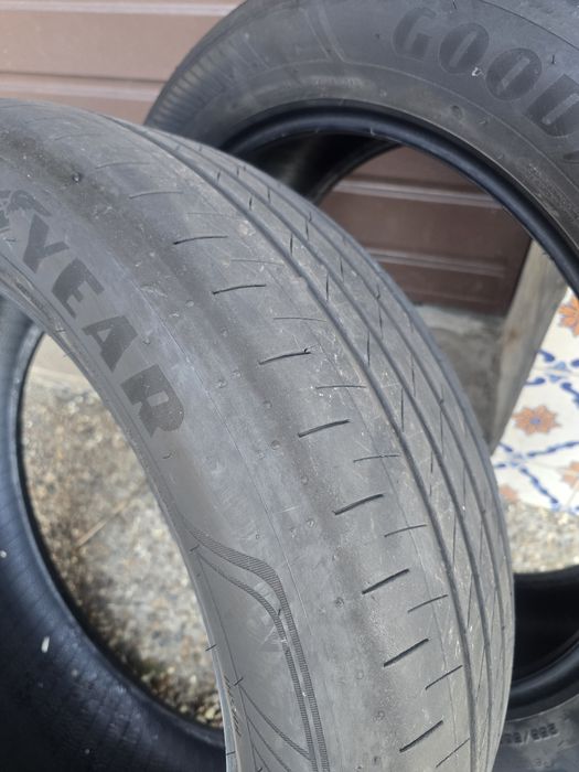 Goodyear efficientgrip performance 2 255/50/r21