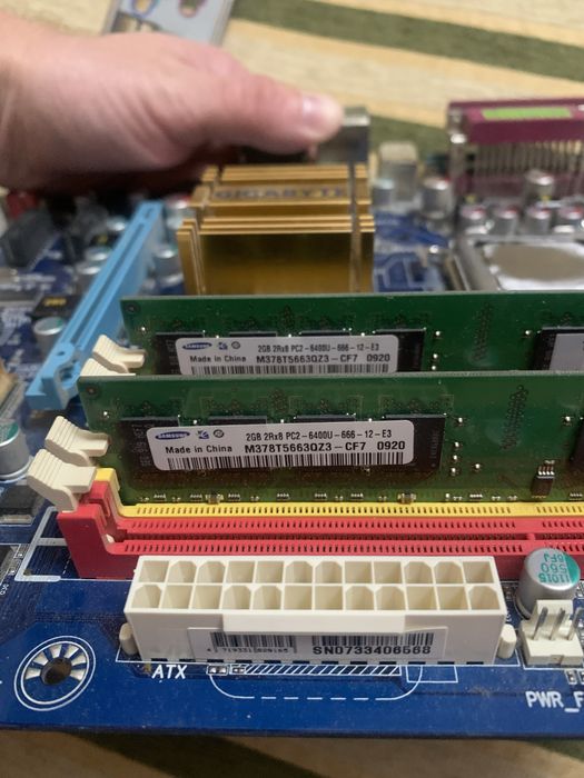 Материнська плата, процесор, відеокарта та ОЗУ