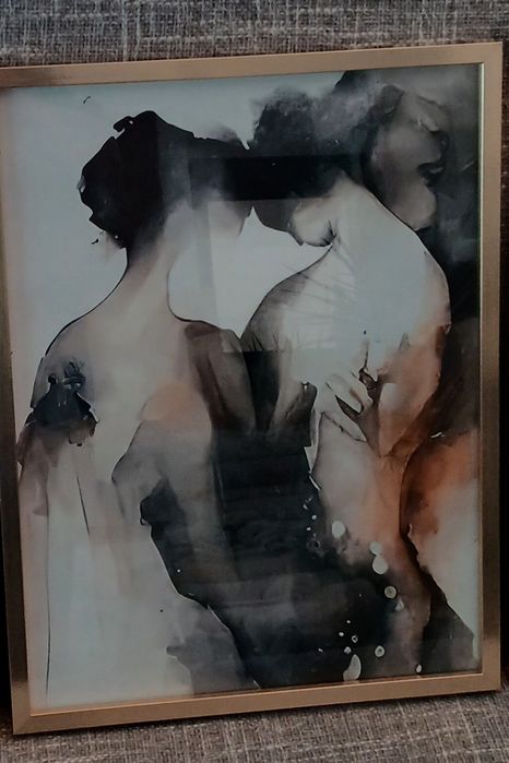 Conjunto de 3 quadros de 30x40, impressão em tela com moldura dourada.