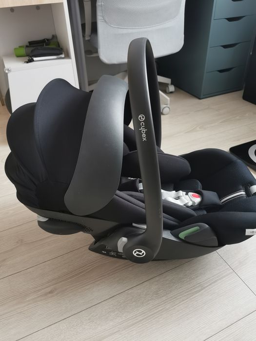 Fotelik nosidło Cybex cloud g plus czarny