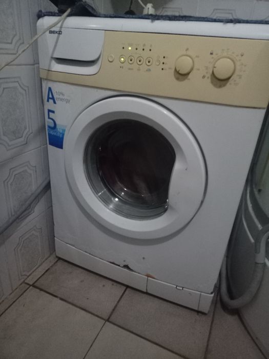 Продам стиральную машину