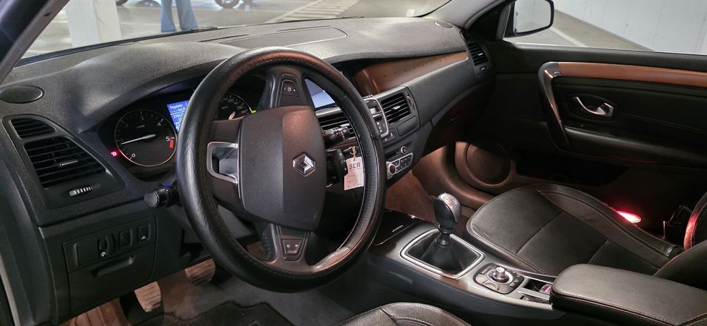 Renault Laguna 2.0 dCi Initiale