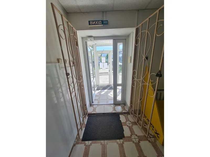 Фасадне нежитлове приміщення, 166,1 кв. м, вул. Булаєнка, 11/1